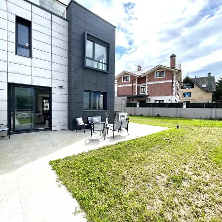 Lujosa Casa En Primera Linea Playa Increibles Vistas Mar Ferienhaus