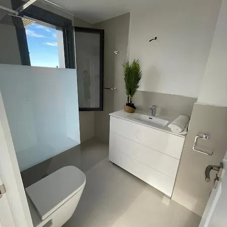 Сasa de vacaciones Lujosa Casa En Primera Línea Playa Increibles Vistas Mar Laredo