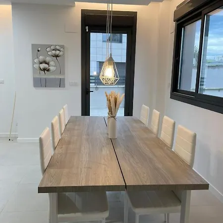 Lujosa Casa En Primera Linea Playa Increibles Vistas Mar * Laredo