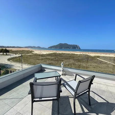 Lujosa Casa En Primera Línea Playa Increibles Vistas Mar Сasa de vacaciones