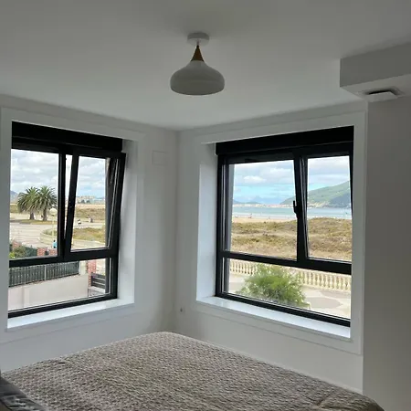 Lujosa Casa En Primera Línea Playa Increibles Vistas Mar