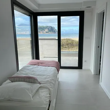 Lujosa Casa En Primera Linea Playa Increibles Vistas Mar Holiday home *