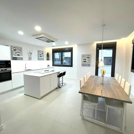 Lujosa Casa En Primera Linea Playa Increibles Vistas Mar