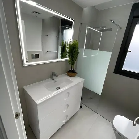 度假居 Lujosa Casa En Primera Linea Playa Increibles Vistas Mar *